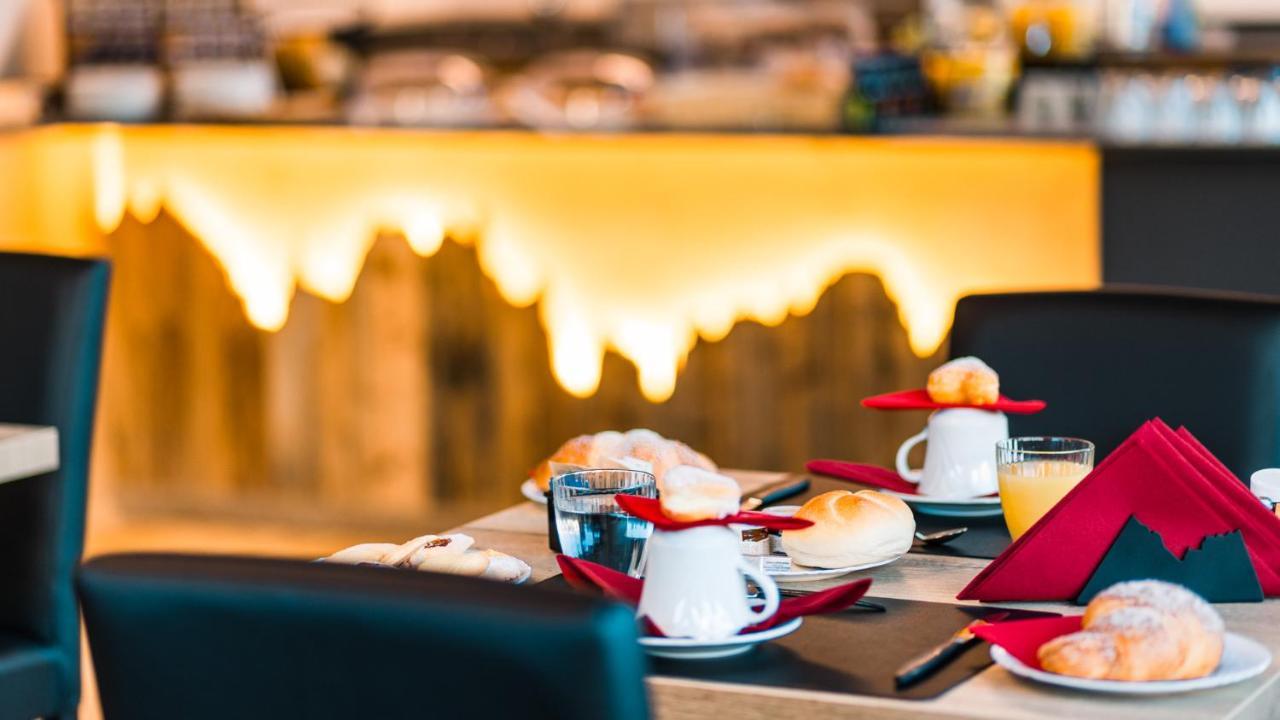 Hotel Dolomiti Di De Martin D Oscar Comèlico Superiore Екстериор снимка